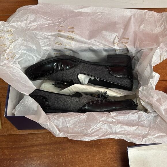 Stuart Weitzman "Chap" Black Patent Leather and Grey Flannel Tassel Loafers 6.5 - Picture 12 of 12
